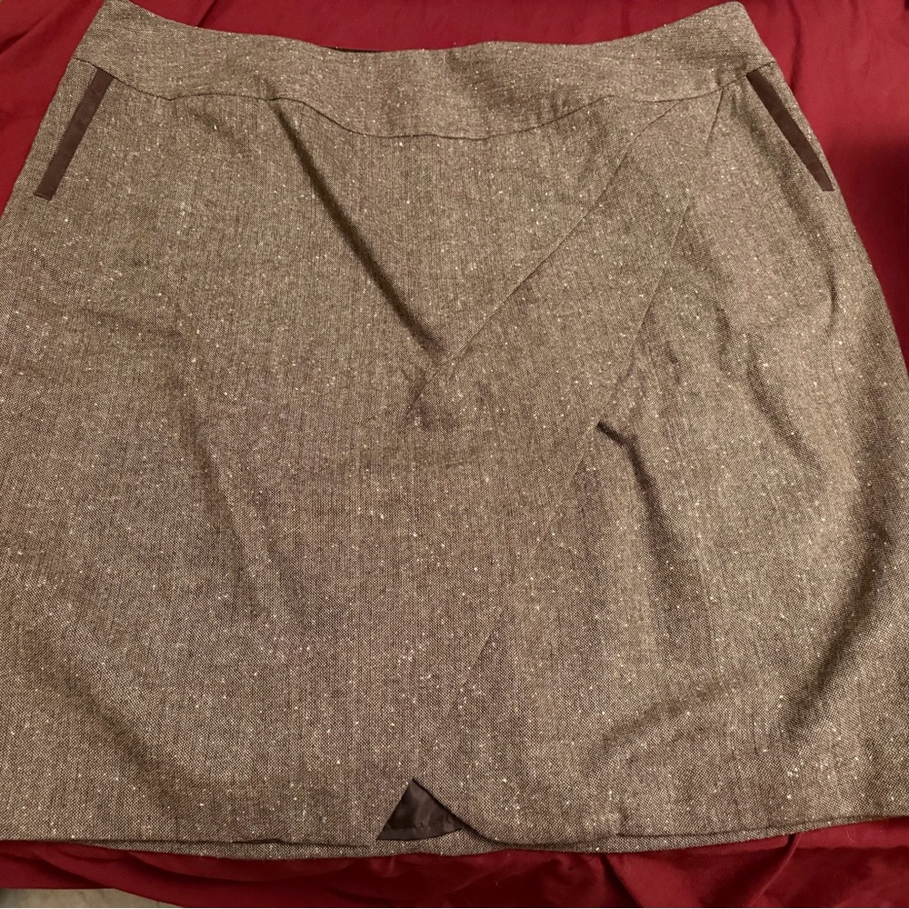 Chic Brown Mini Skirt